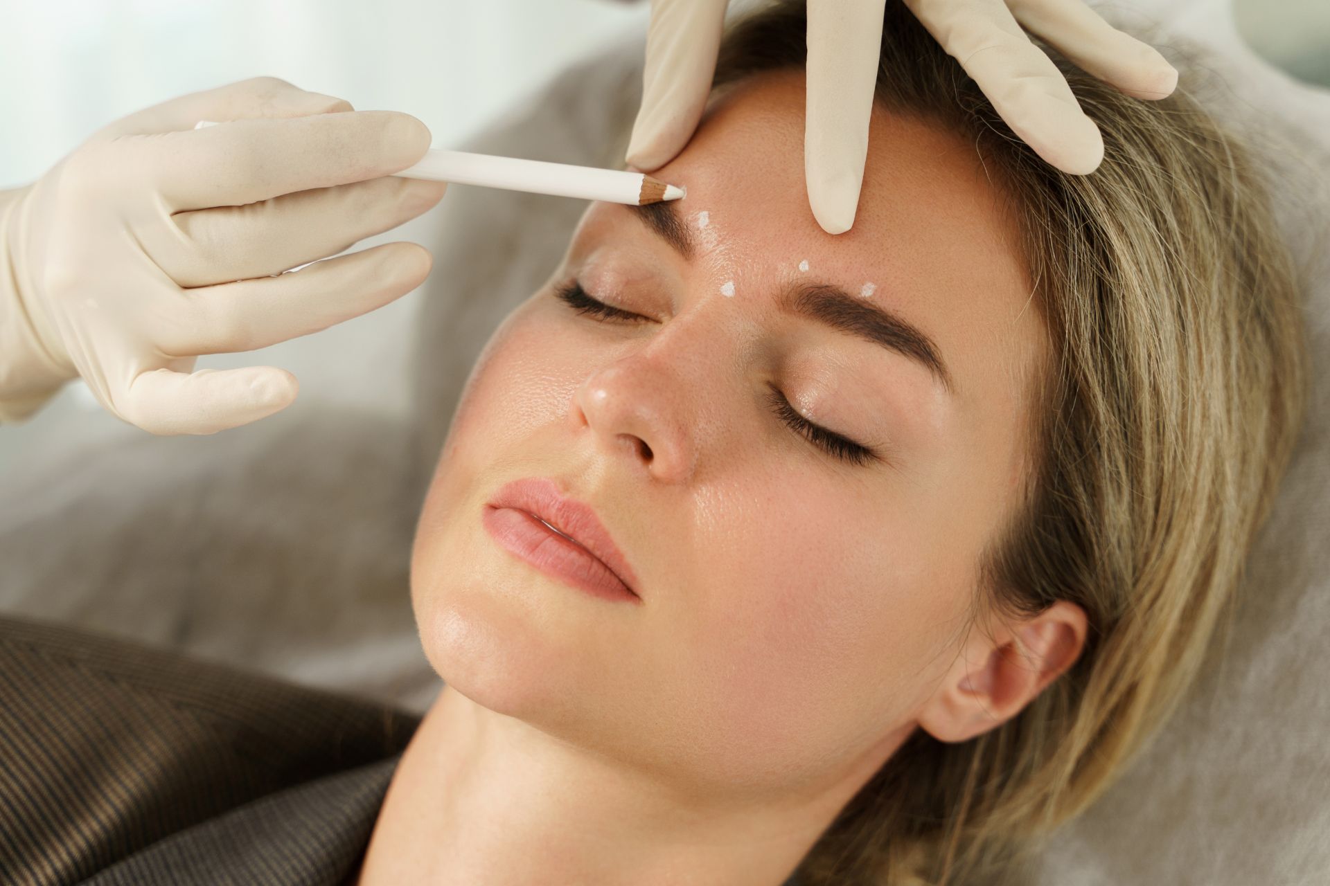 Read more about the article The Top 5 Benefits of Renting a Salon Suite